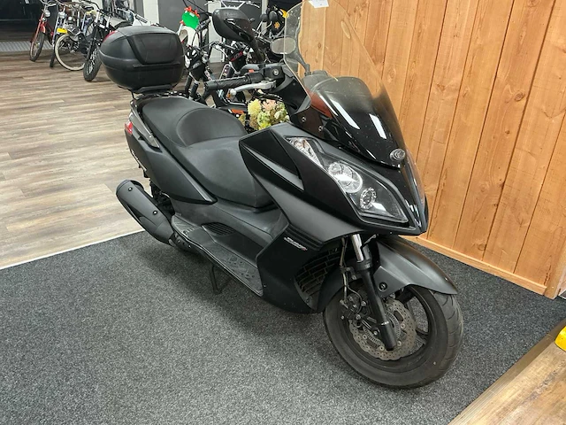 Kymco scooter 300i motorfiets - afbeelding 13 van  15