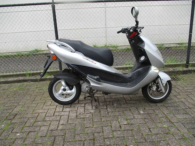 Kymco (scooter alleen bedoeld voor onderdelen) - bromscooter - b&win 50 2 tact liguid cooled - scooter - afbeelding 6 van  10