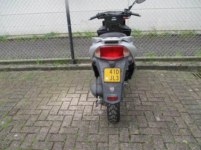 Kymco (scooter alleen bedoeld voor onderdelen) - bromscooter - b&win 50 2 tact liguid cooled - scooter - afbeelding 8 van  10