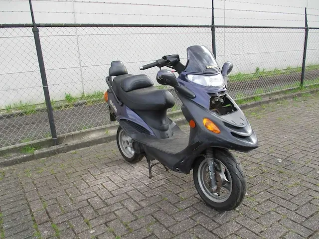 Kymco (scooter bedoeld voor onderdelen!) - bromscooter - dink 50 2 tact - scooter - afbeelding 4 van  9