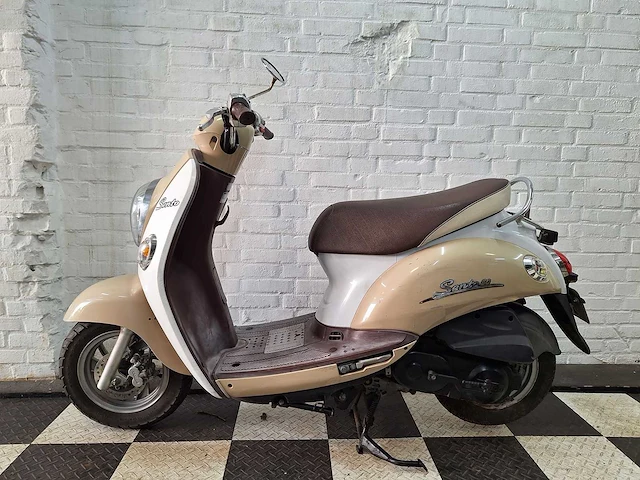 Kymco sento 45 km bromscooter 4takt - afbeelding 1 van  7