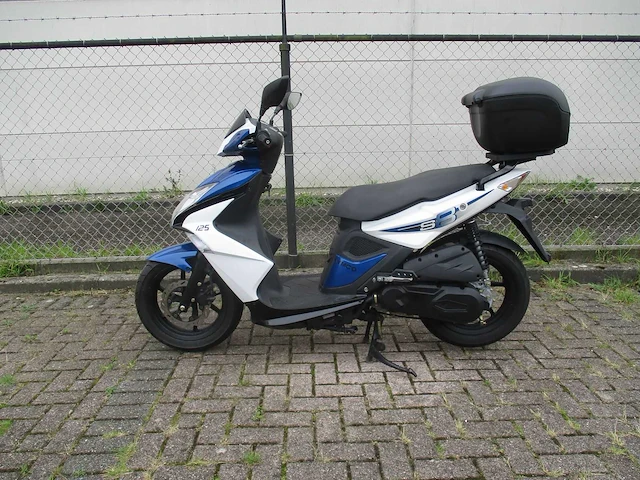 Kymco super 8 125 - motorscooter - motorfiets - afbeelding 1 van  11