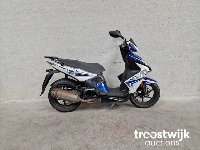 Kymco super 8 bromscooter - afbeelding 3 van  6