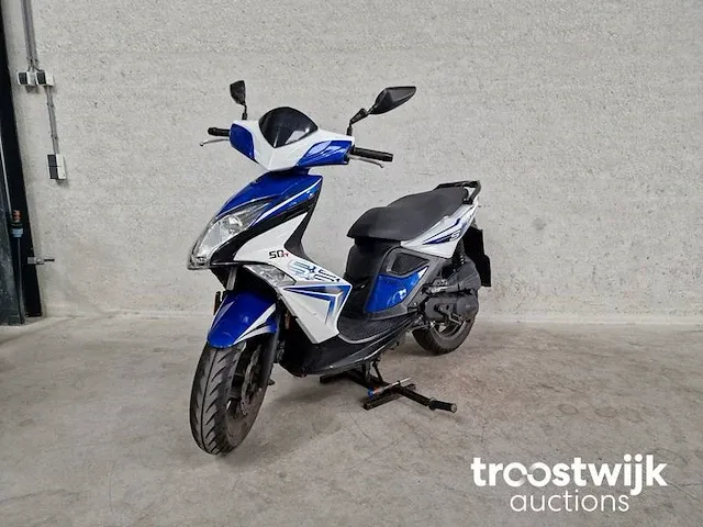 Kymco super 8 bromscooter - afbeelding 4 van  6