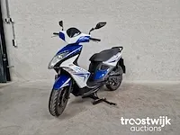 Kymco super 8 bromscooter - afbeelding 4 van  6