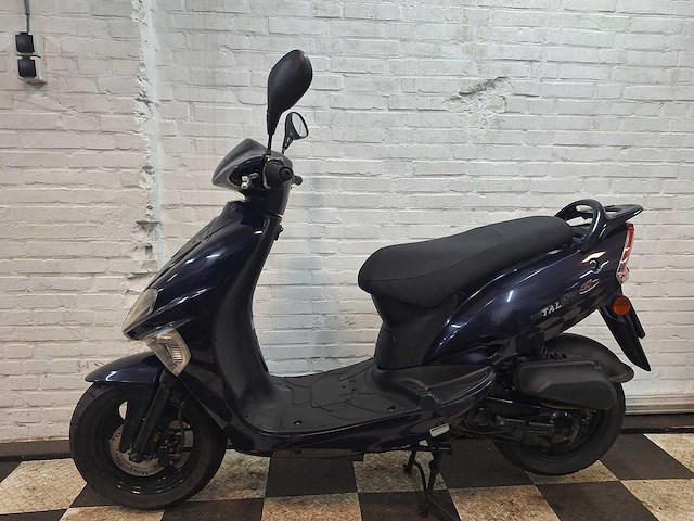 Kymco vitality 45 km bromscooter 4takt - afbeelding 1 van  7