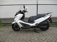 Kymco x town 300i - motorscooter - abs - motorfiets - afbeelding 1 van  11