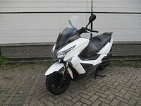 Kymco x town 300i - motorscooter - abs - motorfiets - afbeelding 2 van  11