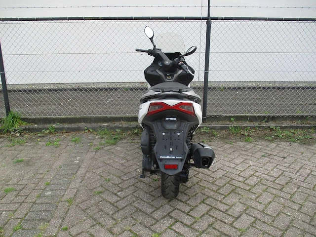 Kymco x town 300i - motorscooter - abs - motorfiets - afbeelding 8 van  11
