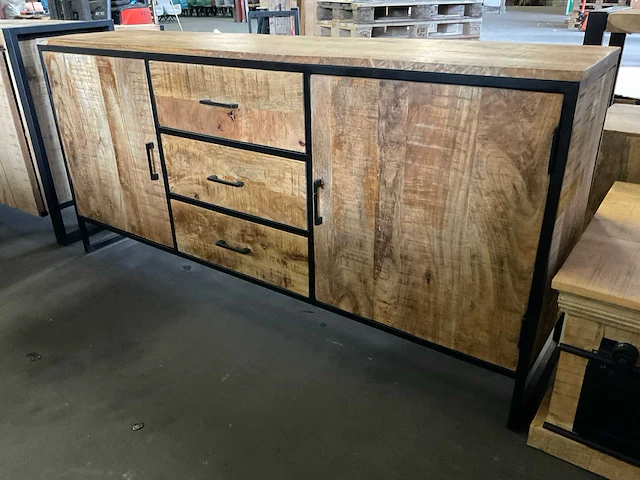 Kyra dressoir - afbeelding 1 van  10