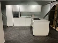L 16 lux keukenopstelling
