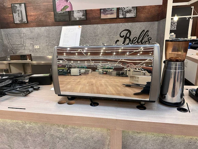 La cimbali m39 dosatron te dt/3 va koffie- espressomachine - afbeelding 5 van  15