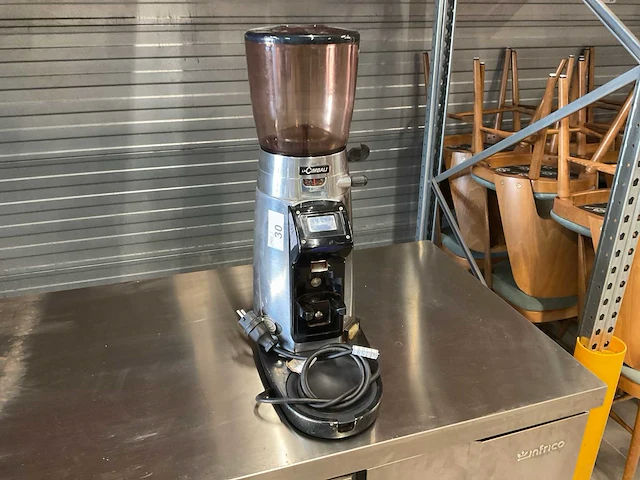 La cimbali magnum on demand touch koffiemolen - afbeelding 1 van  3