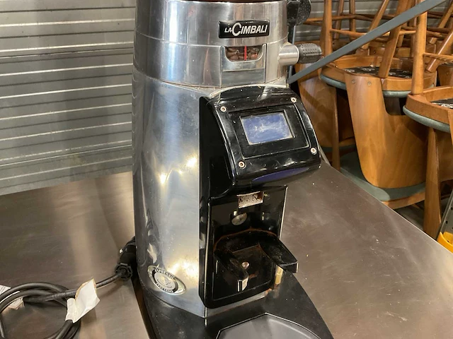 La cimbali magnum on demand touch koffiemolen - afbeelding 2 van  3