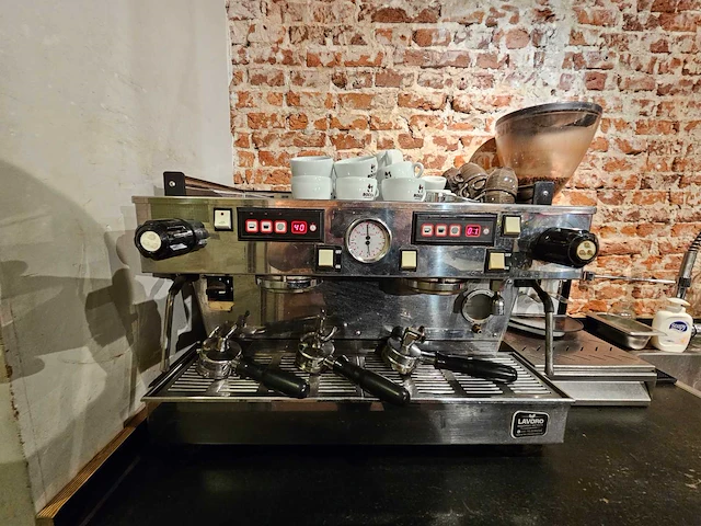La marzocco 2av linea koffiemachine - afbeelding 2 van  4