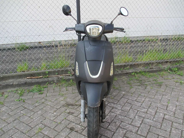 La souris - bromscooter - designo spec. ed. injectie - scooter - afbeelding 5 van  11