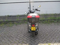 La souris - bromscooter - futuro retro injectie - scooter - afbeelding 10 van  11