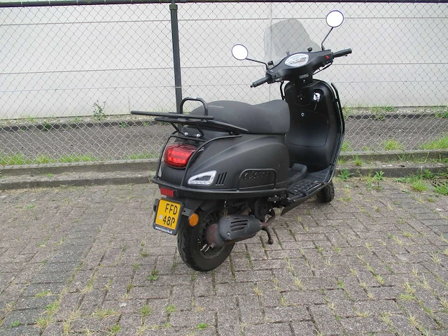 La souris - bromscooter - sourini rs injectie - scooter - afbeelding 7 van  11