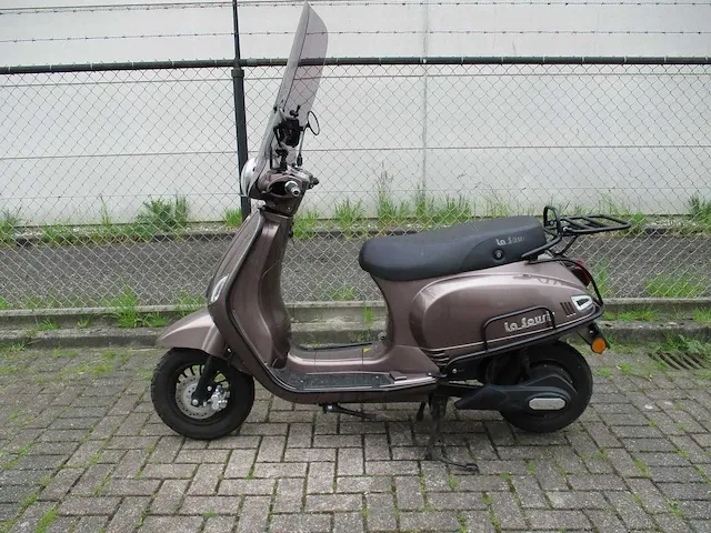 La souris - snorscooter - e-sourini - e-scooter - afbeelding 1 van  14