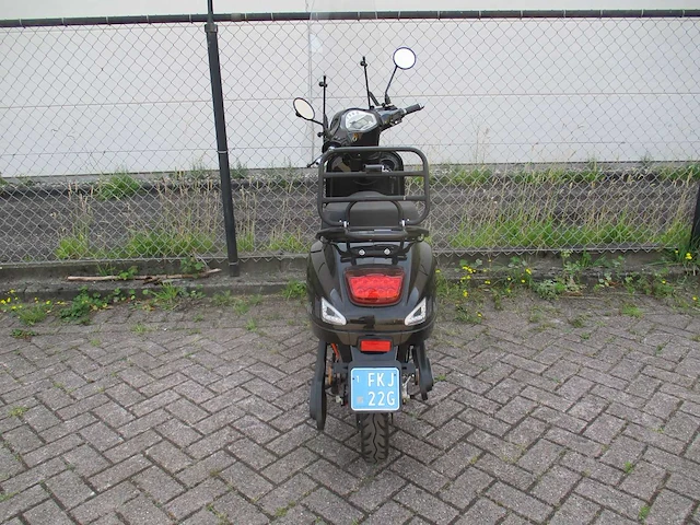 La souris - snorscooter - e-sourini - e-scooter - afbeelding 11 van  12