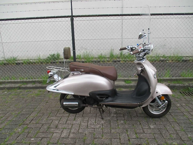 La souris - snorscooter - grande retro - scooter - afbeelding 5 van  9