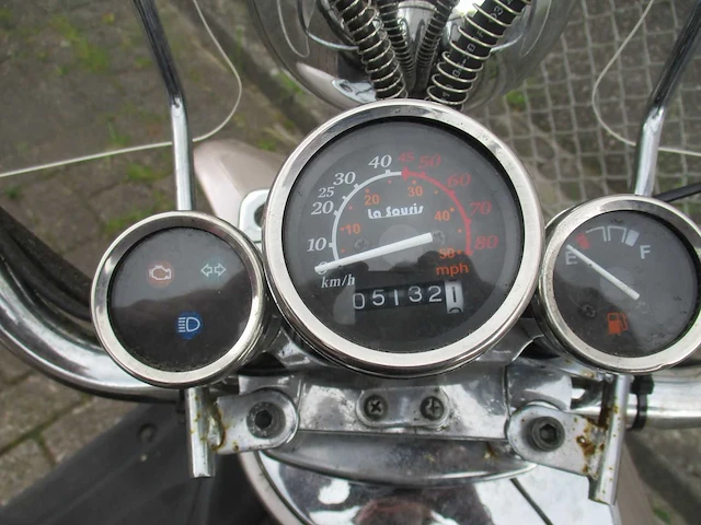 La souris - snorscooter - grande retro - scooter - afbeelding 9 van  9
