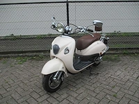 La souris - snorscooter - grande retro - scooter - afbeelding 4 van  11