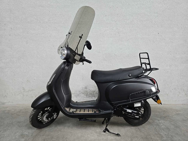La souris - snorscooter - sourini - 4t 25km uitvoering fgv20r - afbeelding 1 van  7