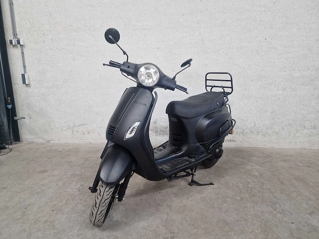 La souris - snorscooter - vespelini - 4t 25km uitvoering dtp47v - afbeelding 3 van  7