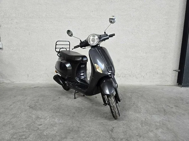 La souris - snorscooter - vespelini - 4t 25km uitvoering - afbeelding 2 van  6