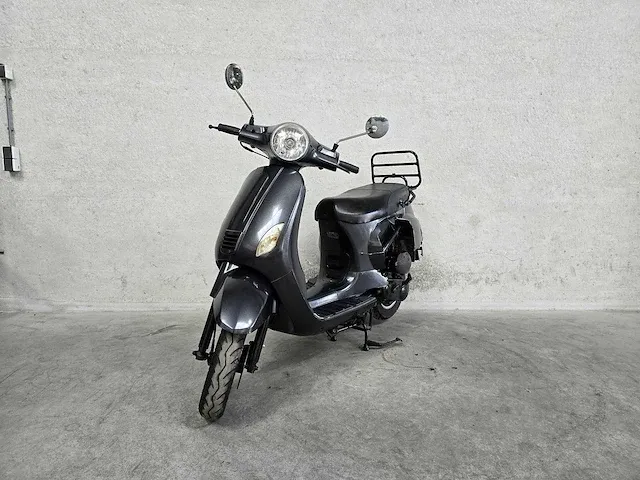La souris - snorscooter - vespelini - 4t 25km uitvoering - afbeelding 3 van  6