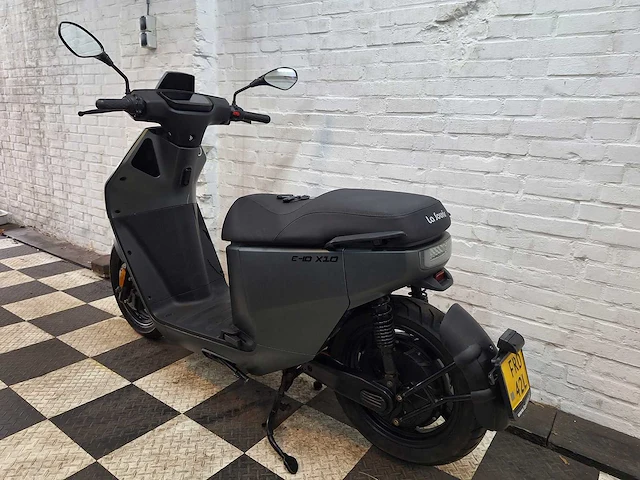 La souris e-id x10 45 km elektrische bromscooter - afbeelding 3 van  8