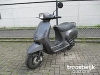 La souris snorscooter vespelini s - afbeelding 2 van  9