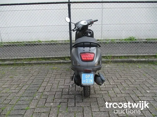 La souris snorscooter vespelini s - afbeelding 7 van  9