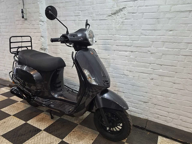 La souris sourini 25 km snorscooter 4takt - afbeelding 7 van  7