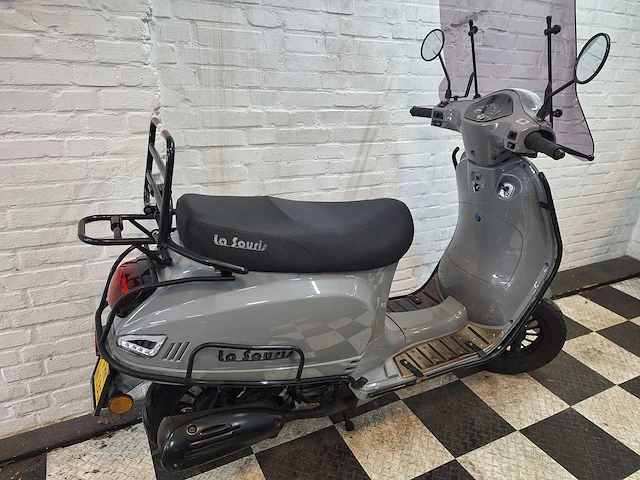 La souris sourini r 45 km bromscooter 4takt - afbeelding 5 van  7