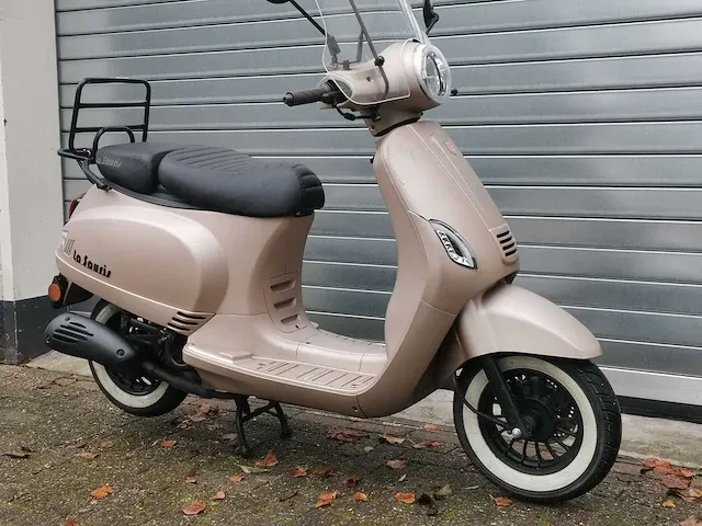 La souris sourini r limited 45 km bromscooter 4takt - afbeelding 7 van  7