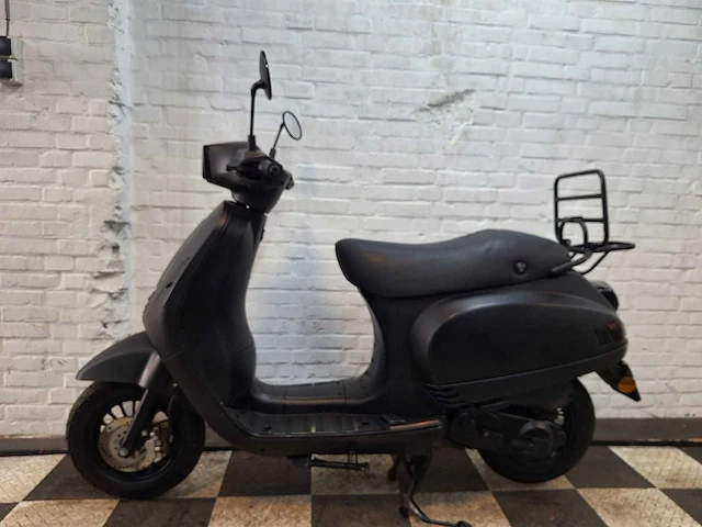 La souris sourini s 45 km bromscooter 4takt - afbeelding 1 van  7