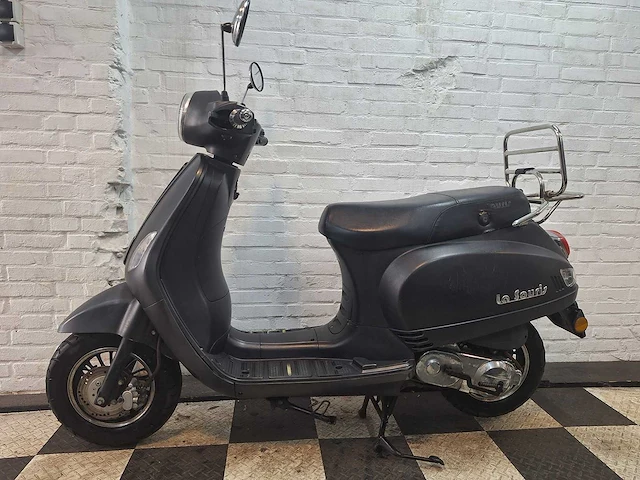 La souris vespelini 45 km bromscooter 4takt - afbeelding 1 van  7