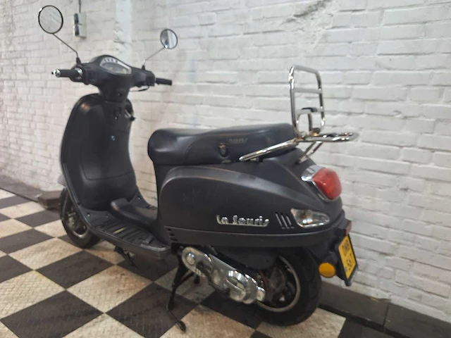 La souris vespelini 45 km bromscooter 4takt - afbeelding 3 van  7