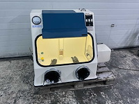Labconco chemical carcinogen glove box - afbeelding 1 van  9