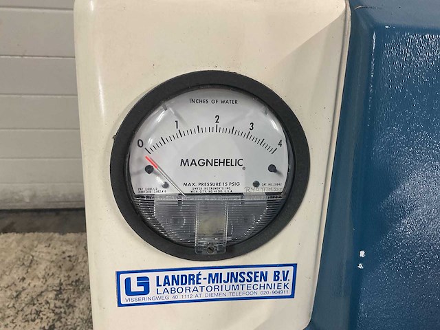 Labconco chemical carcinogen glove box - afbeelding 7 van  9