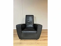 Label - longa - fauteuil - gerard van den berg - afbeelding 1 van  14