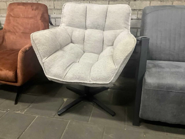 Label 51 draaifauteuil - afbeelding 2 van  6