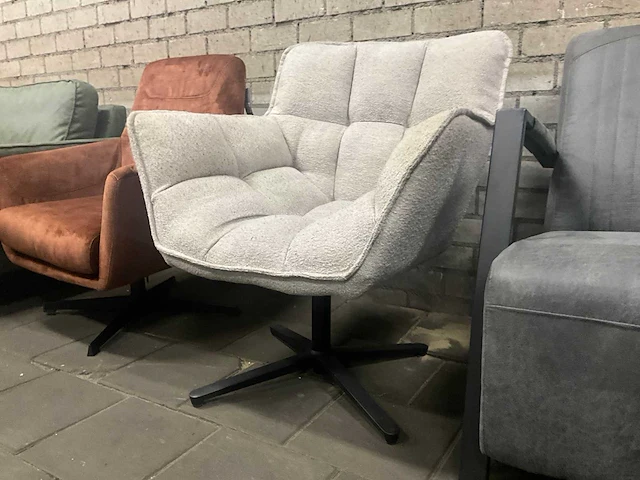 Label 51 draaifauteuil - afbeelding 3 van  6