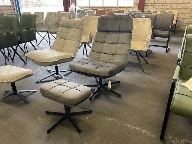 Label51 alvar draaifauteuil + hocker - afbeelding 1 van  9