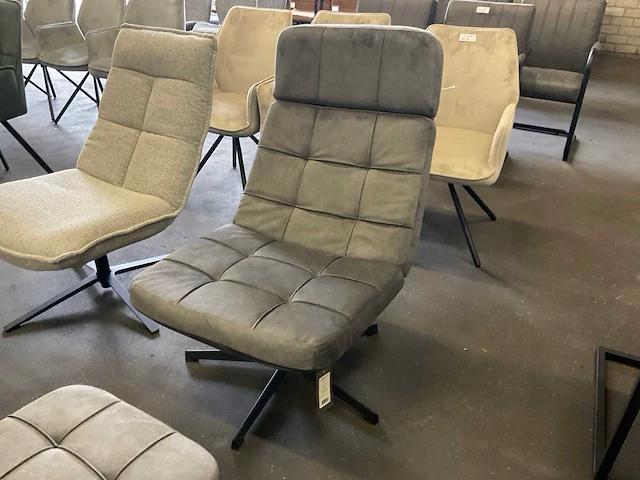 Label51 alvar draaifauteuil + hocker - afbeelding 5 van  9