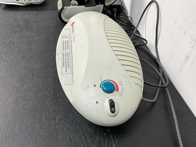 Labelprinter 3d-bril en opladers - afbeelding 5 van  9