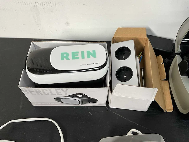 Labelprinter 3d-bril en opladers - afbeelding 8 van  9