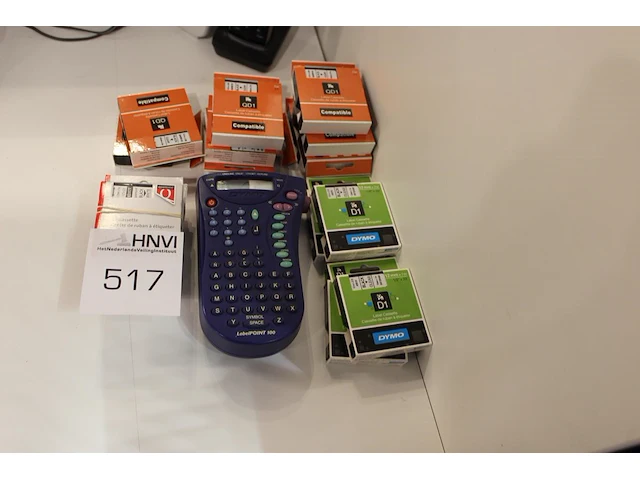 Labelprinter dymo labelpoint 100 met grote hoeveelheid lint. - afbeelding 1 van  1